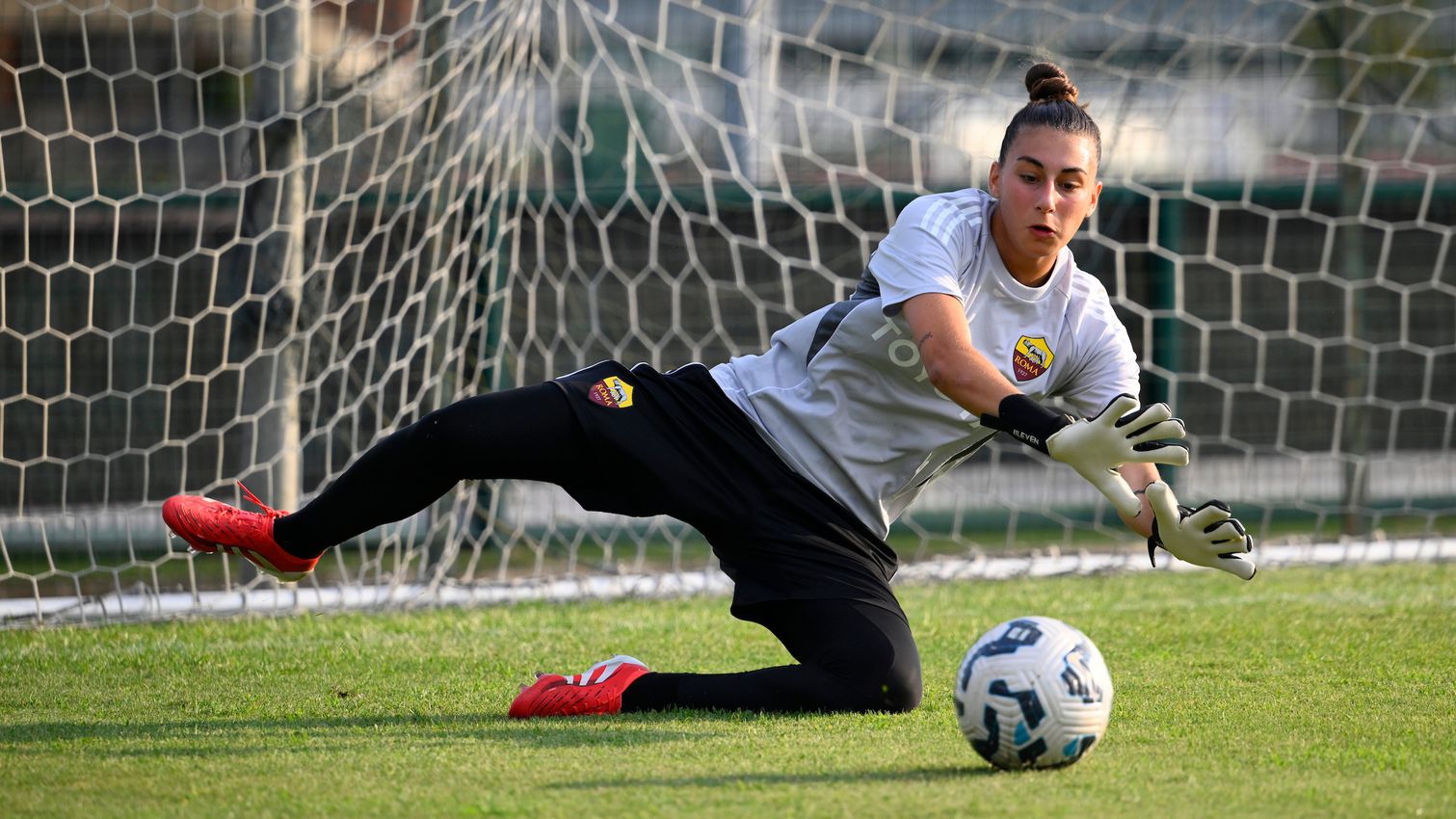 As Roma Gallery Image - Femminile: primo allenamento