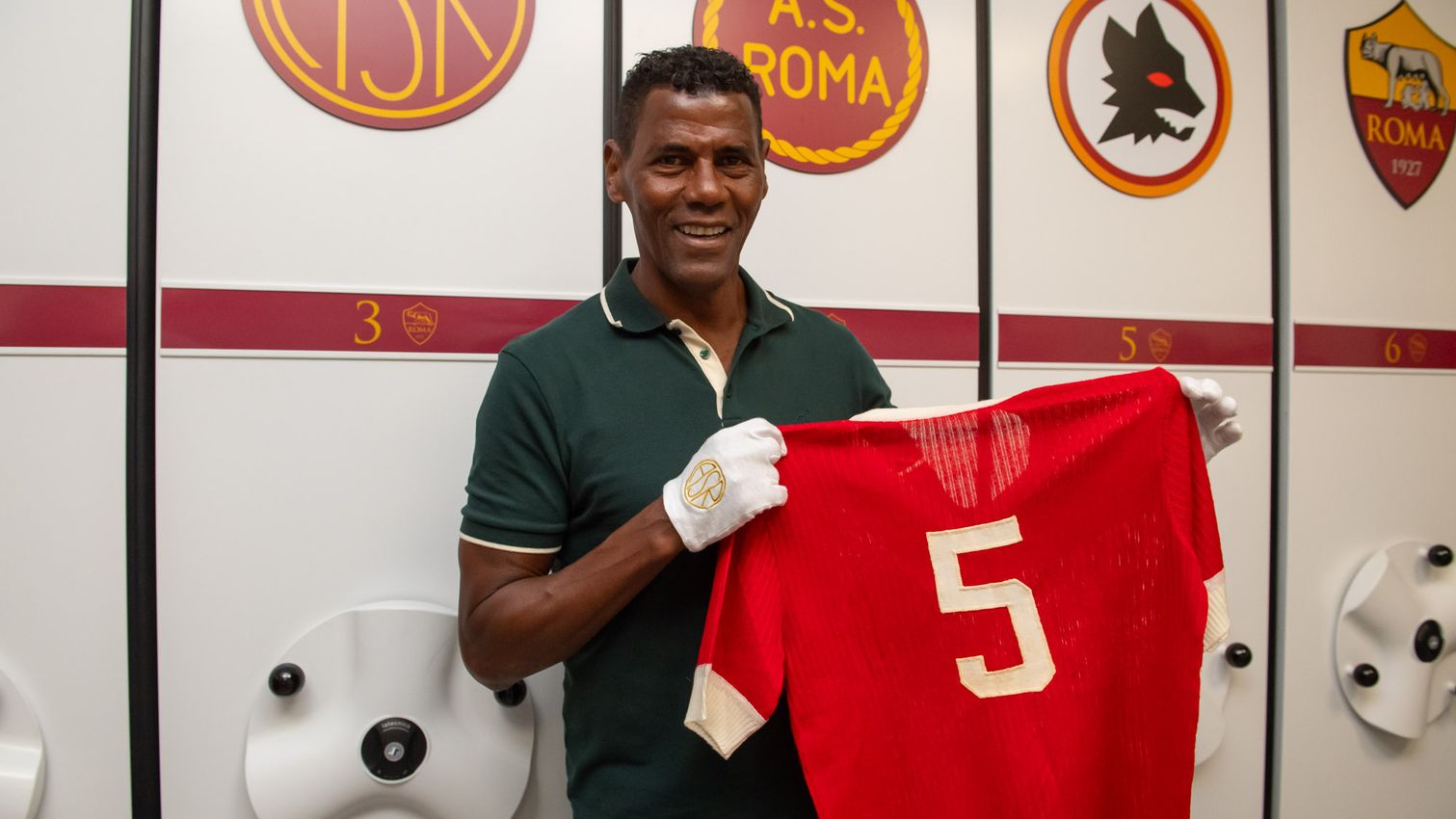 As Roma Gallery Image - Aldair