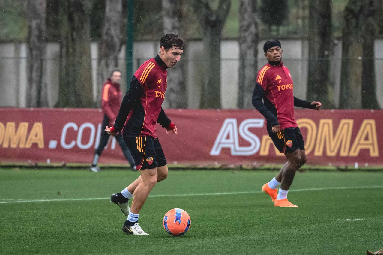 As Roma Gallery Image - Gallery allenamento martedì 16