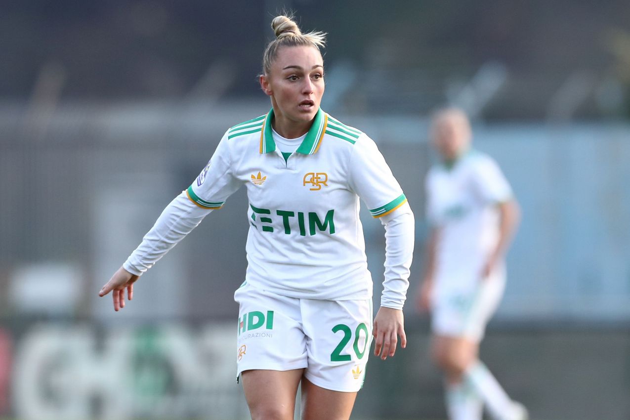 LUMEZZANE, ITALY - DECEMBER 21: Giada Greggi of AS Roma looks o during the Coppa Italia Women match between FC Lumezzane Women and AS Roma Women at Stadio Tullio Saleri on December 21, 2025 in Lumezzane, Italy. (Photo by AS Roma/AS Roma via Getty Images)