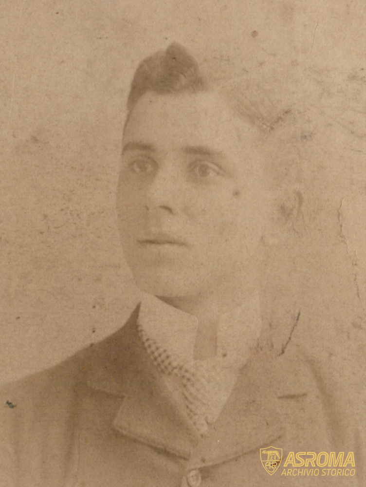 Italo Foschi, future founder and first president of Roma, as an adolescent in a portrait probably taken in Rome, circa 1897.
(AS Roma Historical Archives / Italo Foschi-Zingarelli Family Fonds)

